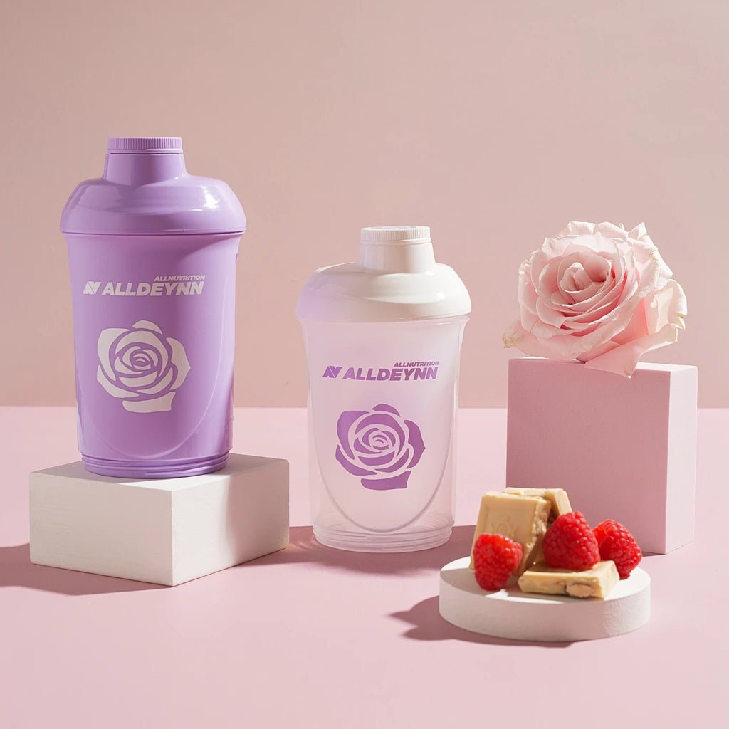 Weißer ALLNUTRITION ALLDEYNN Shaker, 600+350 ml, aus robustem Kunststoff für Proteinshakes und Getränke.