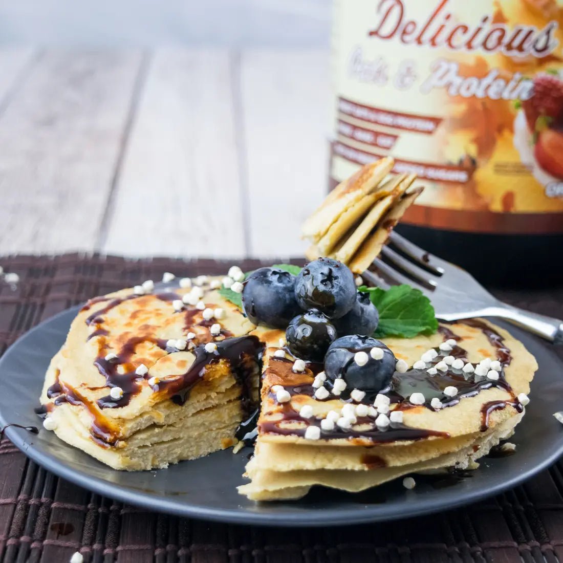 XXL Nutrition Protein-Milchshake mit Vanillegeschmack, 1000g, ideal für leckere Protein-Pancakes und Muskelaufbau.